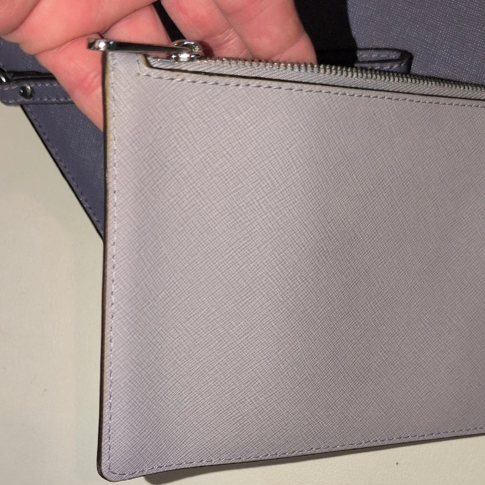 Michael Kors Jetset Xlarge Travel Wristlet With Pop Out Clutch  NWOT - Picture 11 of 12